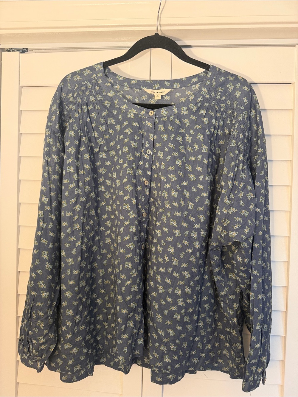 Lucky Brand Dusty Blue Floral Button-Front Blouse